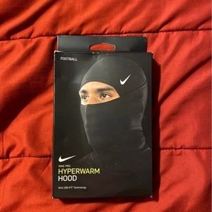 Nike Hyperwarm Hood